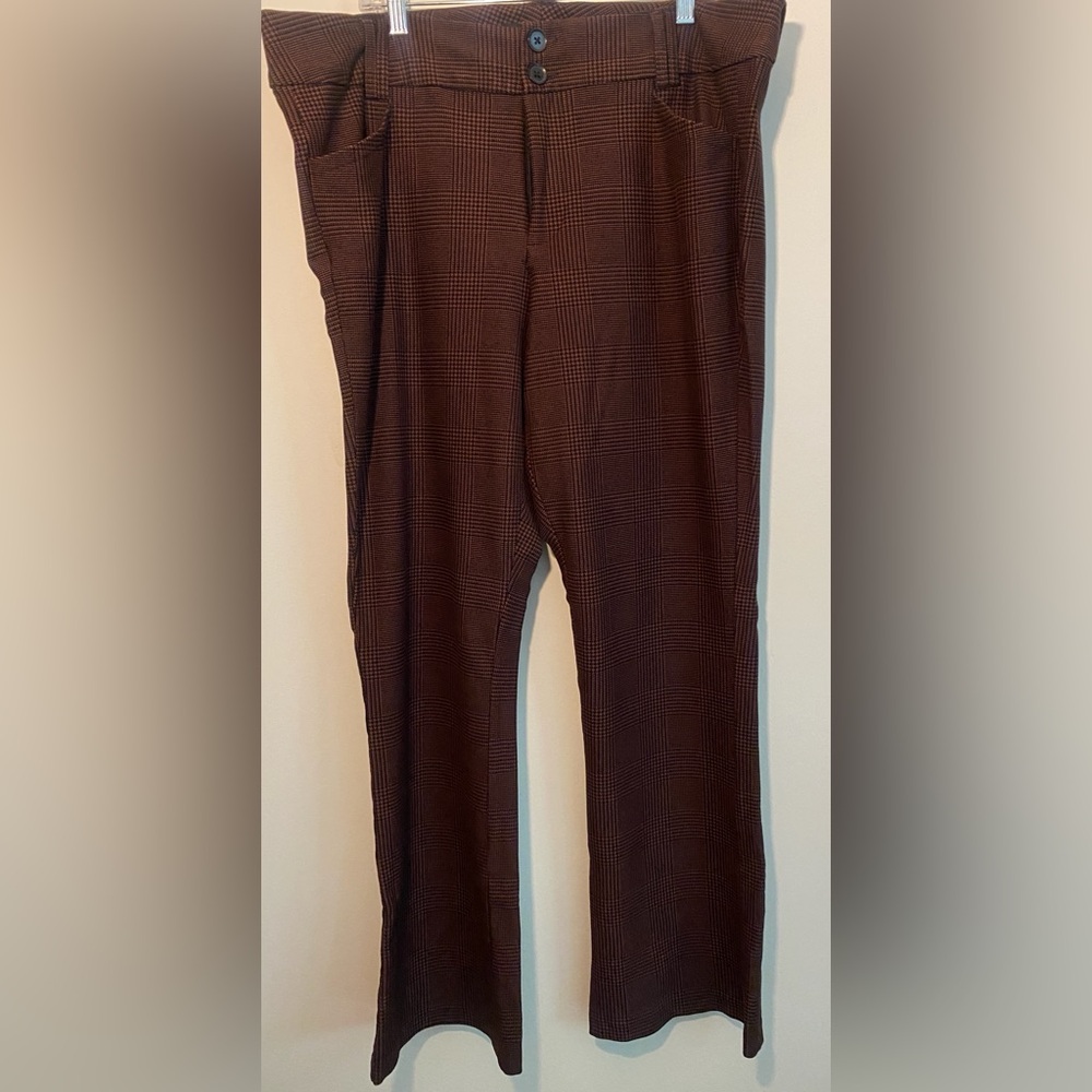 Pre-Loved Torrid Brown Plaid Trouser Boot Pants size 22R - Picture 3 of 8